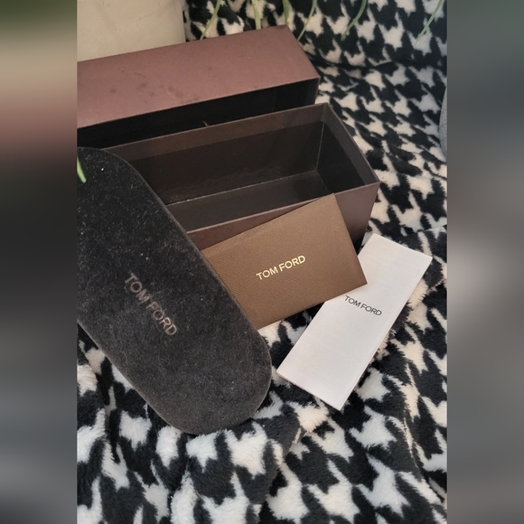 Tom Ford Unisex Glasses - Picture 7 of 13